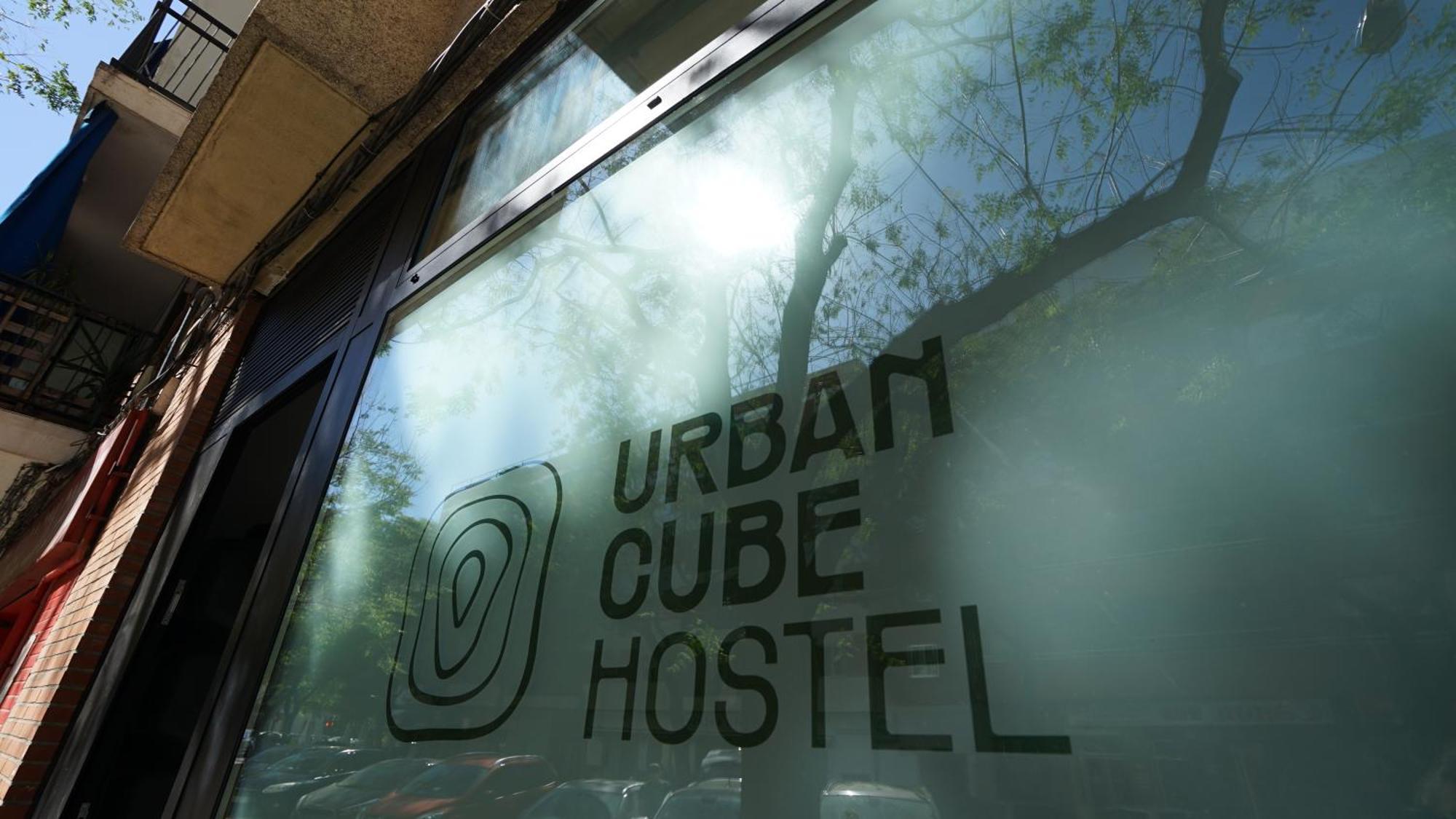 Urban Cube Hostel Sevilla Екстер'єр фото