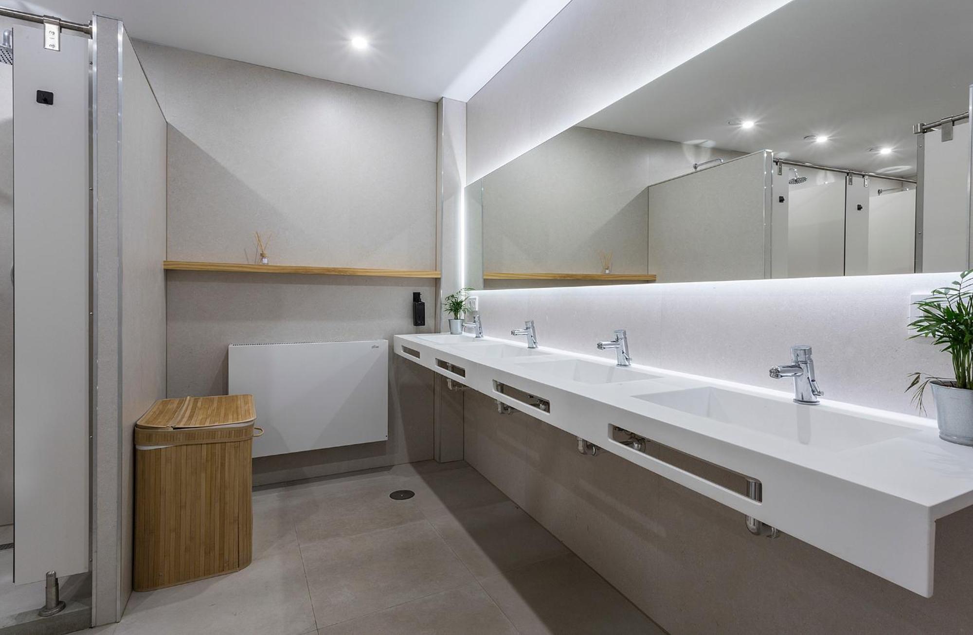 Urban Cube Hostel Sevilla Екстер'єр фото